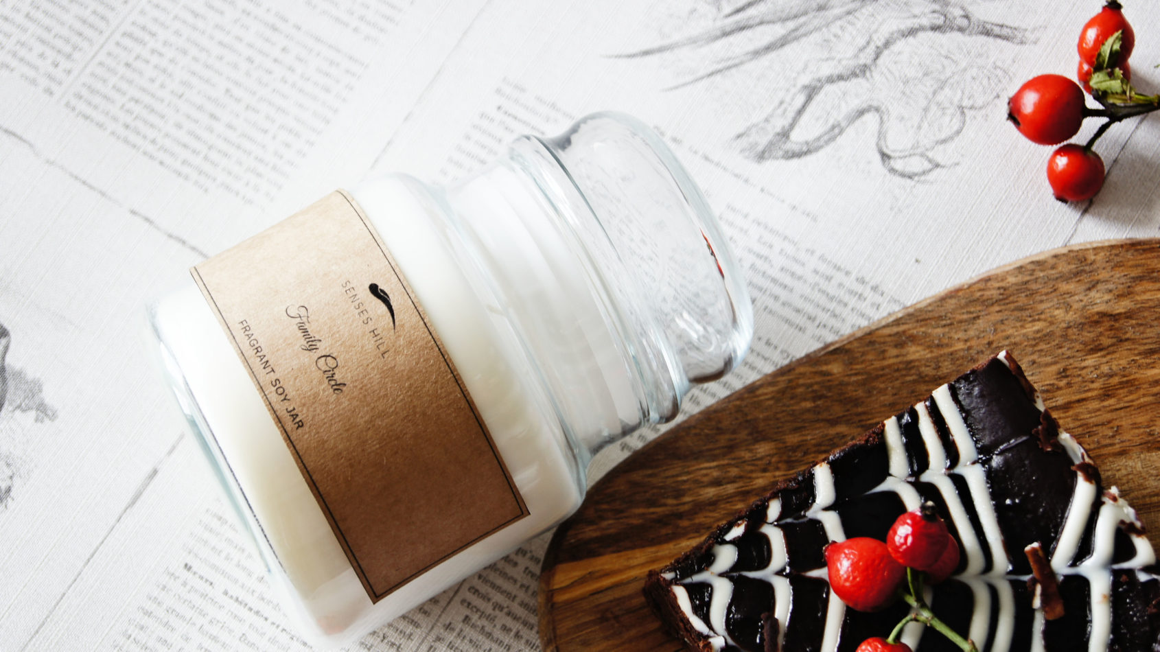 Świeca zapachowa Family Circle Senses Hill Świece ręcznie wytwarzane Senses Hill